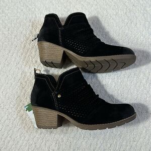 Earth Origins NWT Black Amanda Women Booties Size 6M